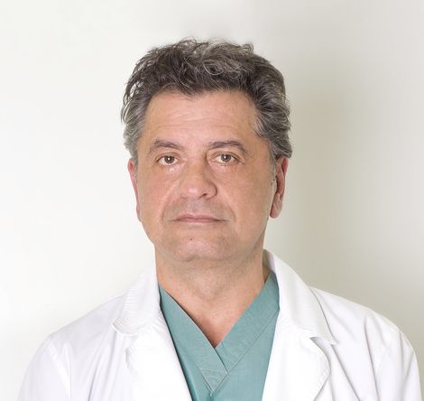 Prof. dr Miodrag Colić - plasticne operacije u Srbiji